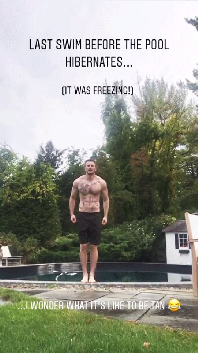 chris evans naked pictures|Chris Evans Shows Off Ripped Muscles After Nude Photo Leak